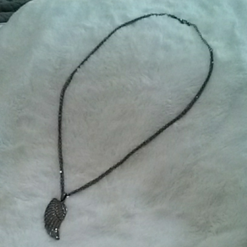 Angel wing long necklace